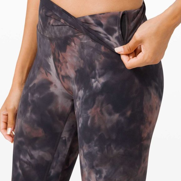 Lululemon Align Crop 23" * Diamond Dye Graphite Grey Pink Pastel Size 2 - Picture 2 of 5